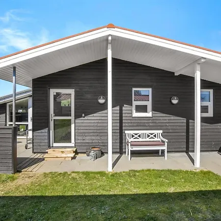 Anemette - 400m From The Sea By Interhome